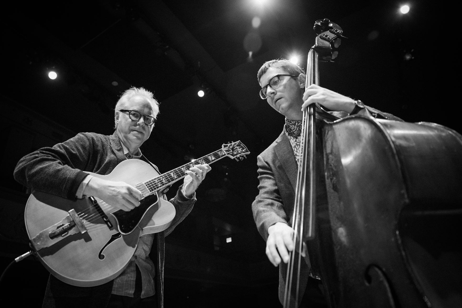 Bill Frisell & Thomas Morgan