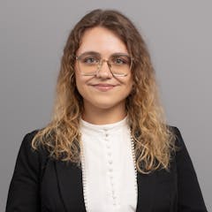 Portrait de Adèle Salloua