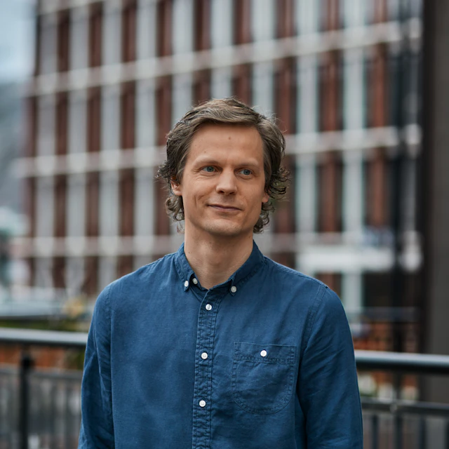 Anders Rimbäck, Konsult på Bengt Dahlgren AB