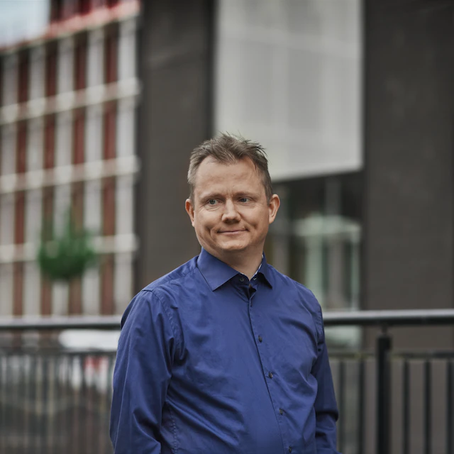Karl Stranne, Konsult på Bengt Dahlgren AB
