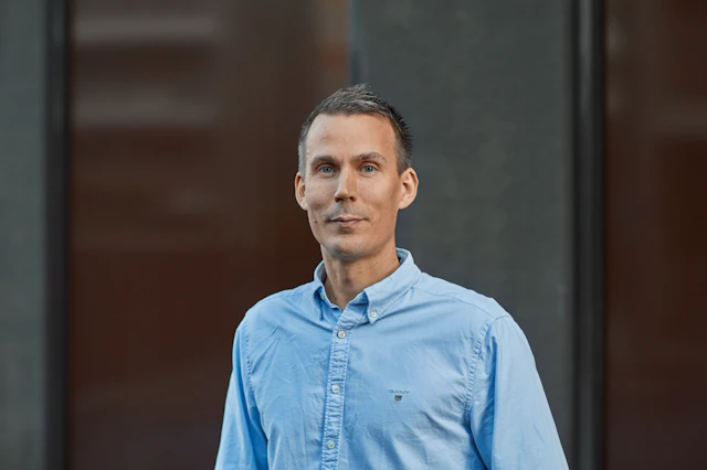 Mikael Larsson, Konsult på Bengt Dahlgren AB