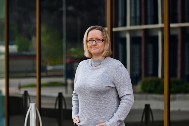 Linda Karacsony, Konsult på Bengt Dahlgren AB