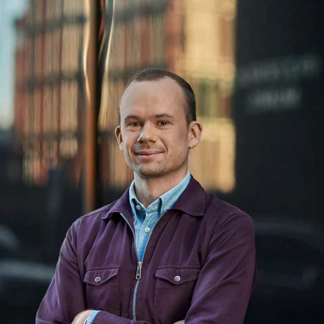 Daniel Rehn, Konsult på Bengt Dahlgren AB