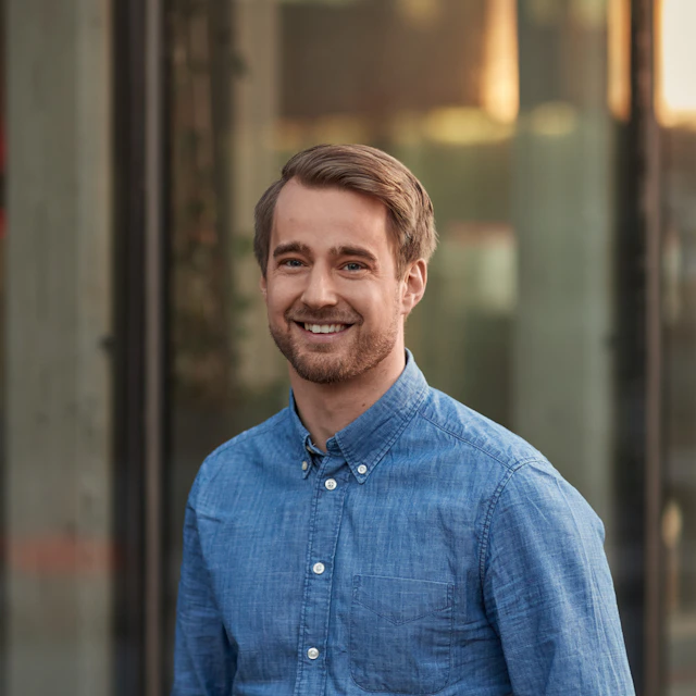 Billy Sjöstedt, Konsult på Bengt Dahlgren AB