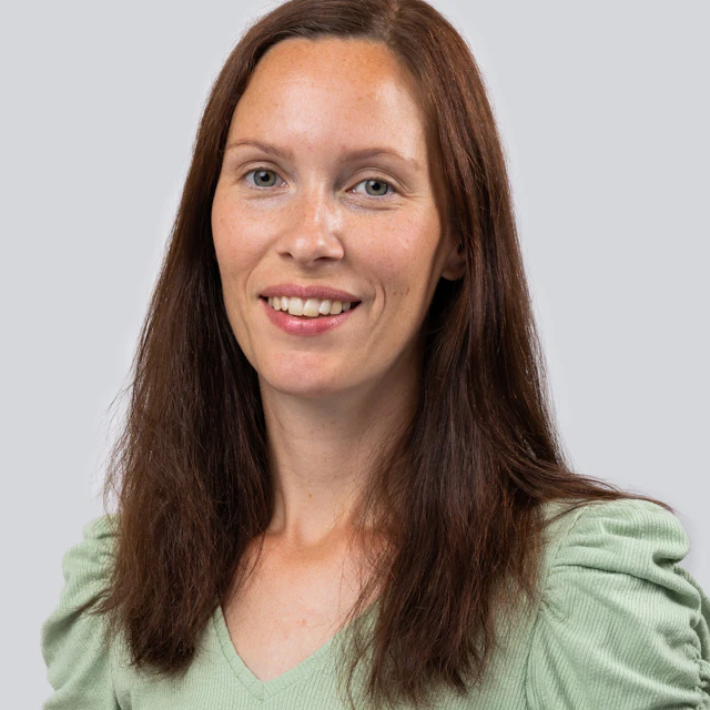 Linn Vackenfeldt, Konsult på Bengt Dahlgren AB