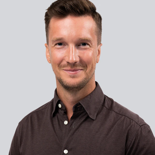 Viktor Warmland