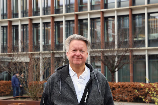 Jörgen Pärnaste, Konsult på Bengt Dahlgren AB