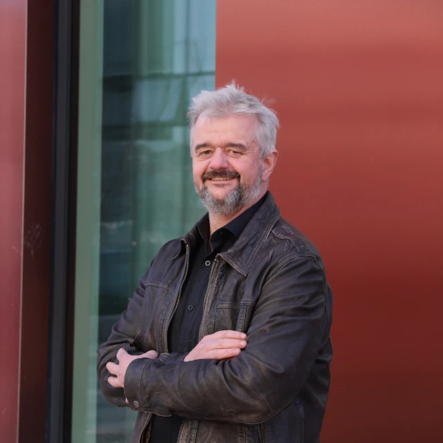 Leif Wilhelmsson, Konsult på Bengt Dahlgren AB