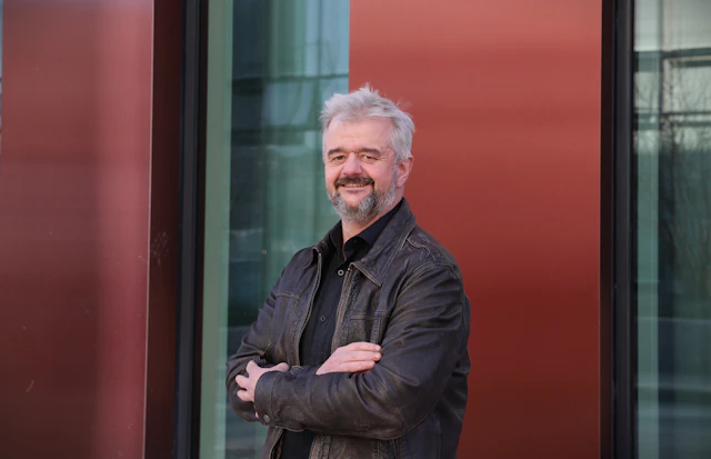 Leif Wilhelmsson, Konsult på Bengt Dahlgren AB