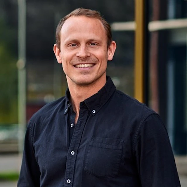 Stefan Einer, Brandingenjör på Bengt Dahlgren AB