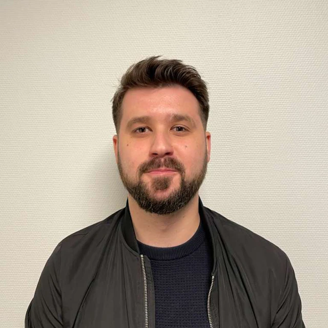 Ali Nedzipovski, Konsult på Bengt Dahlgren AB