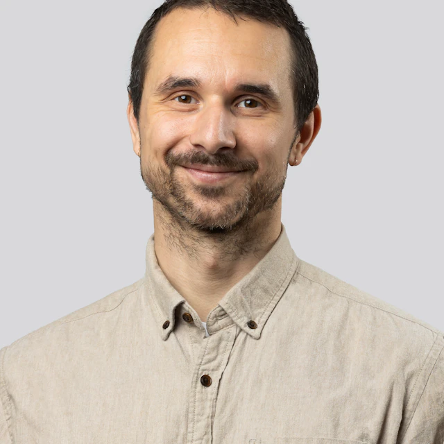 Jonathan Langen, Konsult på Bengt Dahlgren AB