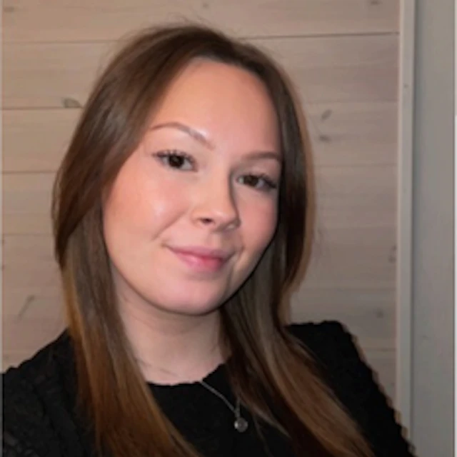 Klara Tobiasson, Konsult på Bengt Dahlgren AB