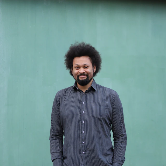 Fredrik Torres, Konsult på Bengt Dahlgren AB