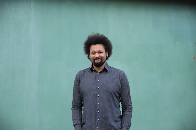 Fredrik Torres, Konsult på Bengt Dahlgren AB