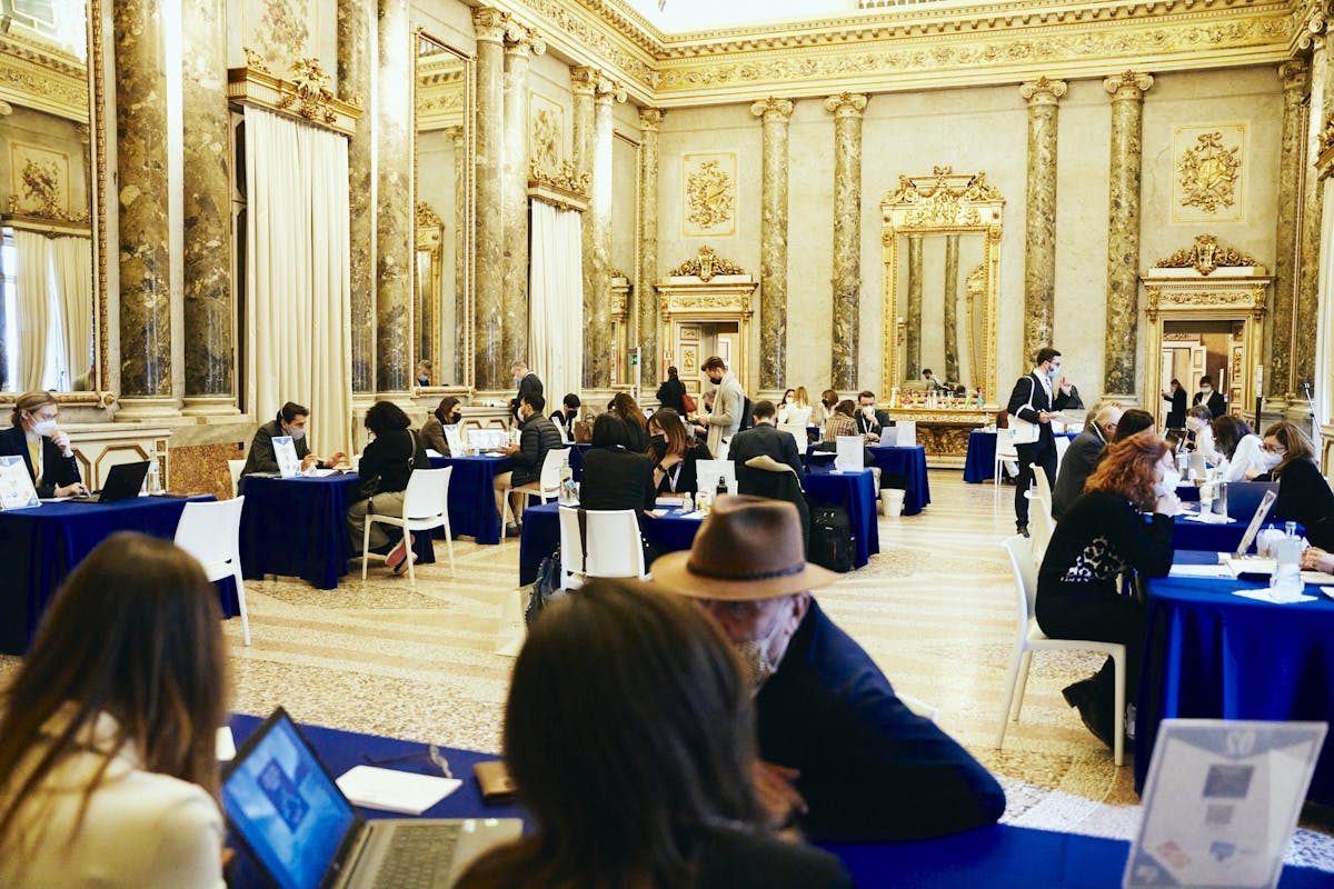meeting-room-historical-palace-b2b-events