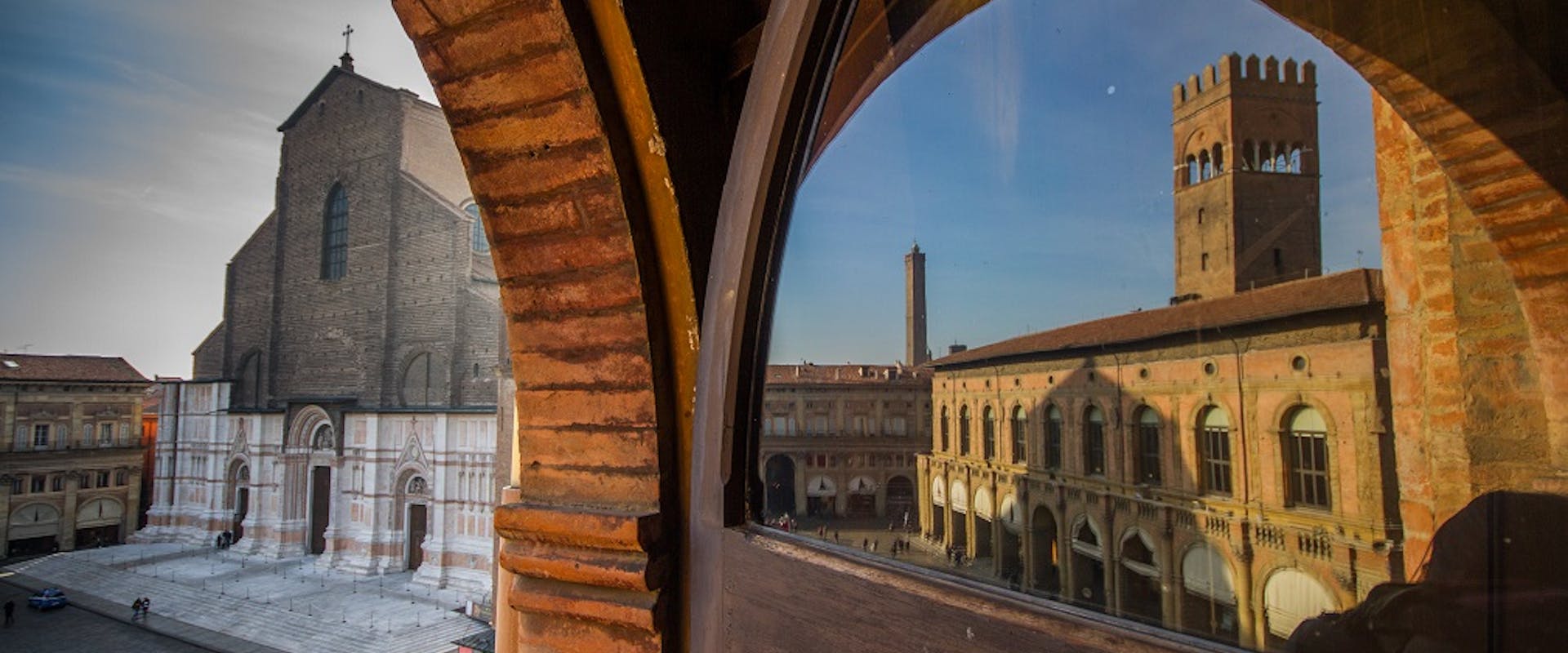 Vista di Piazza Maggiore, Bologna Vista di Piazza Maggiore, Bologna