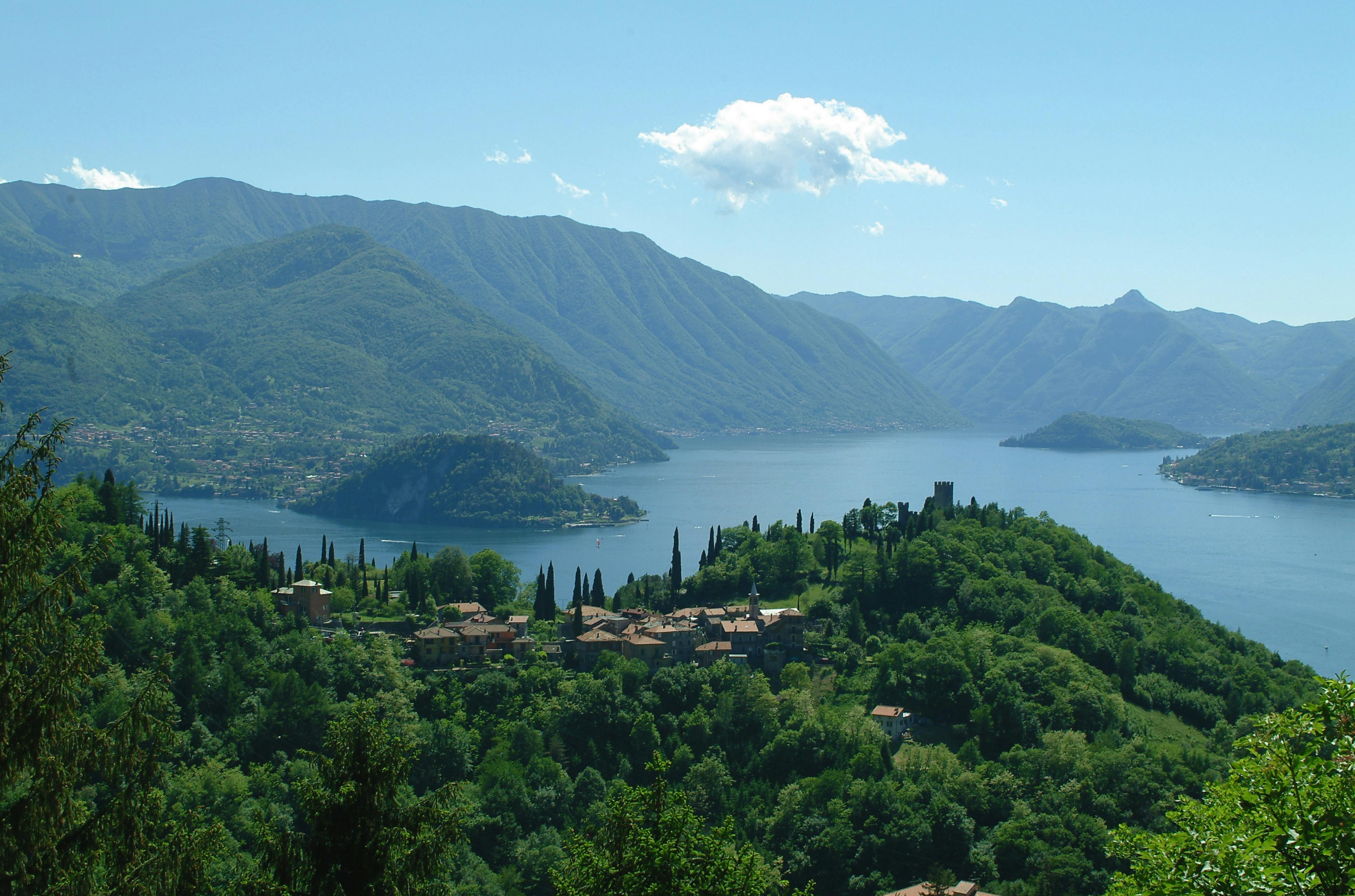 Lago di Como e Foresta