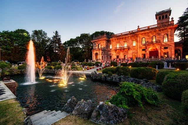 Garden with fountains, Villa Erba antica, Lake Como