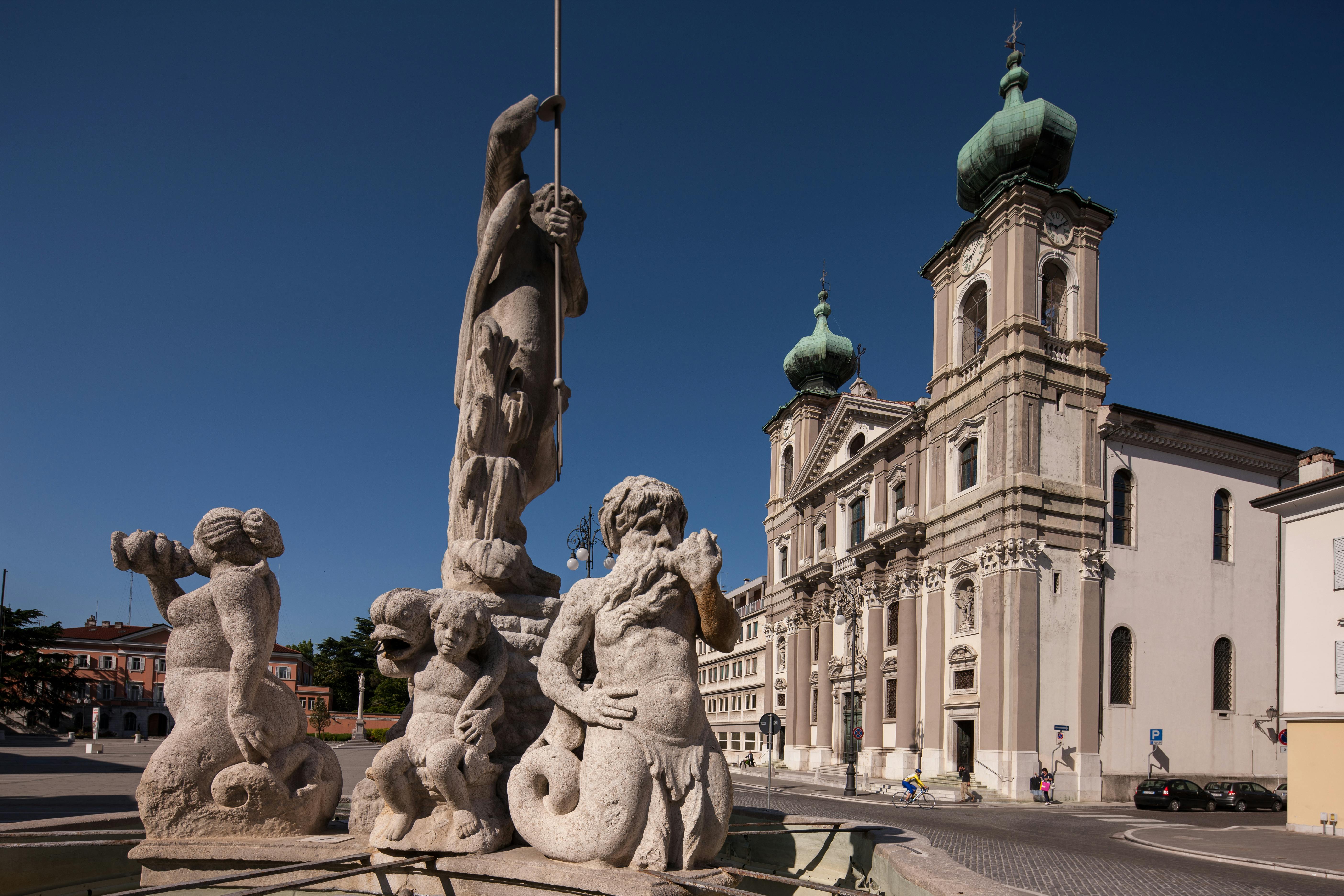 Vista della Piazza di Gorizia