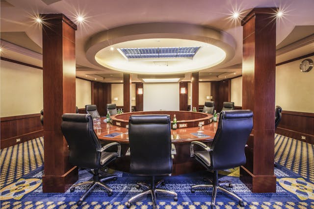 Meeting room-circular table-chairs-hotel
