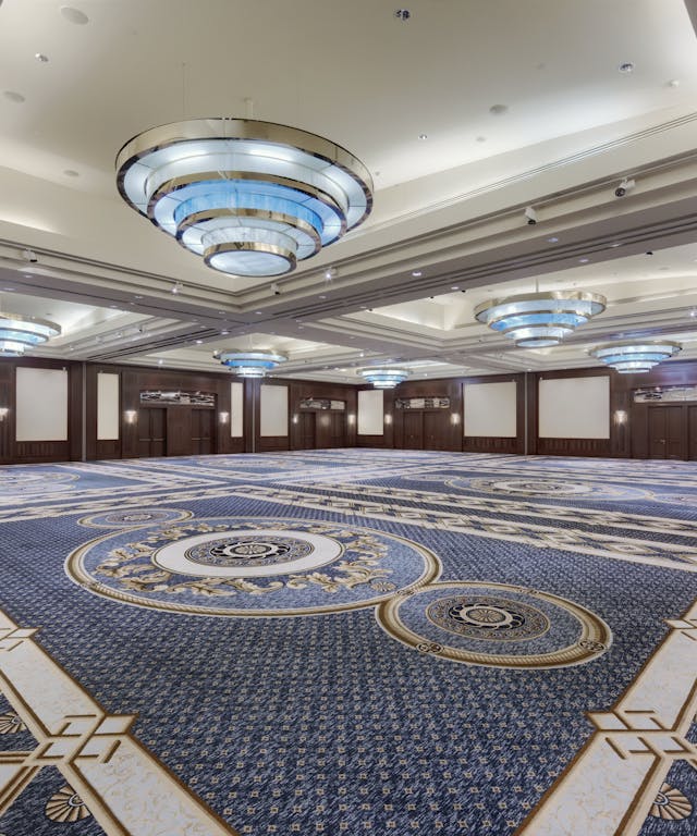 Balroom-hotel-frescoed floor
