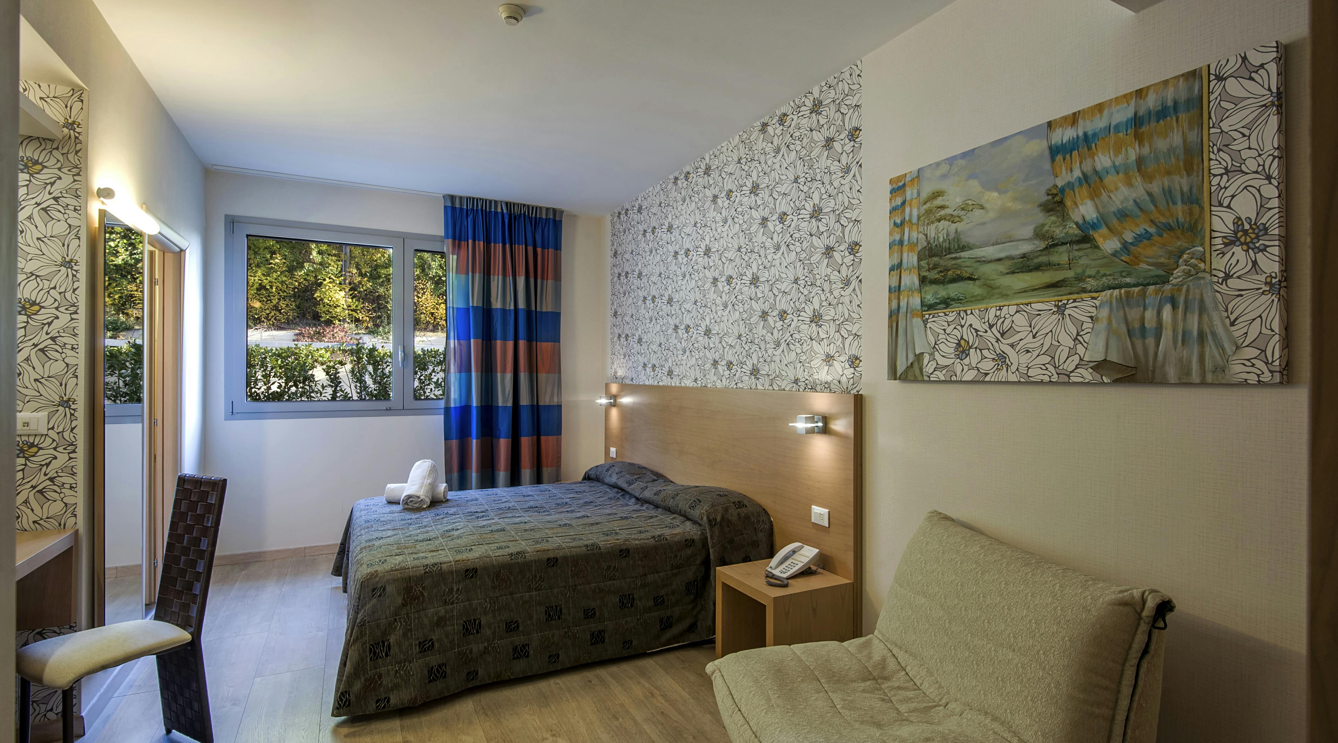 bedroom-bedroom-window-furnished walls