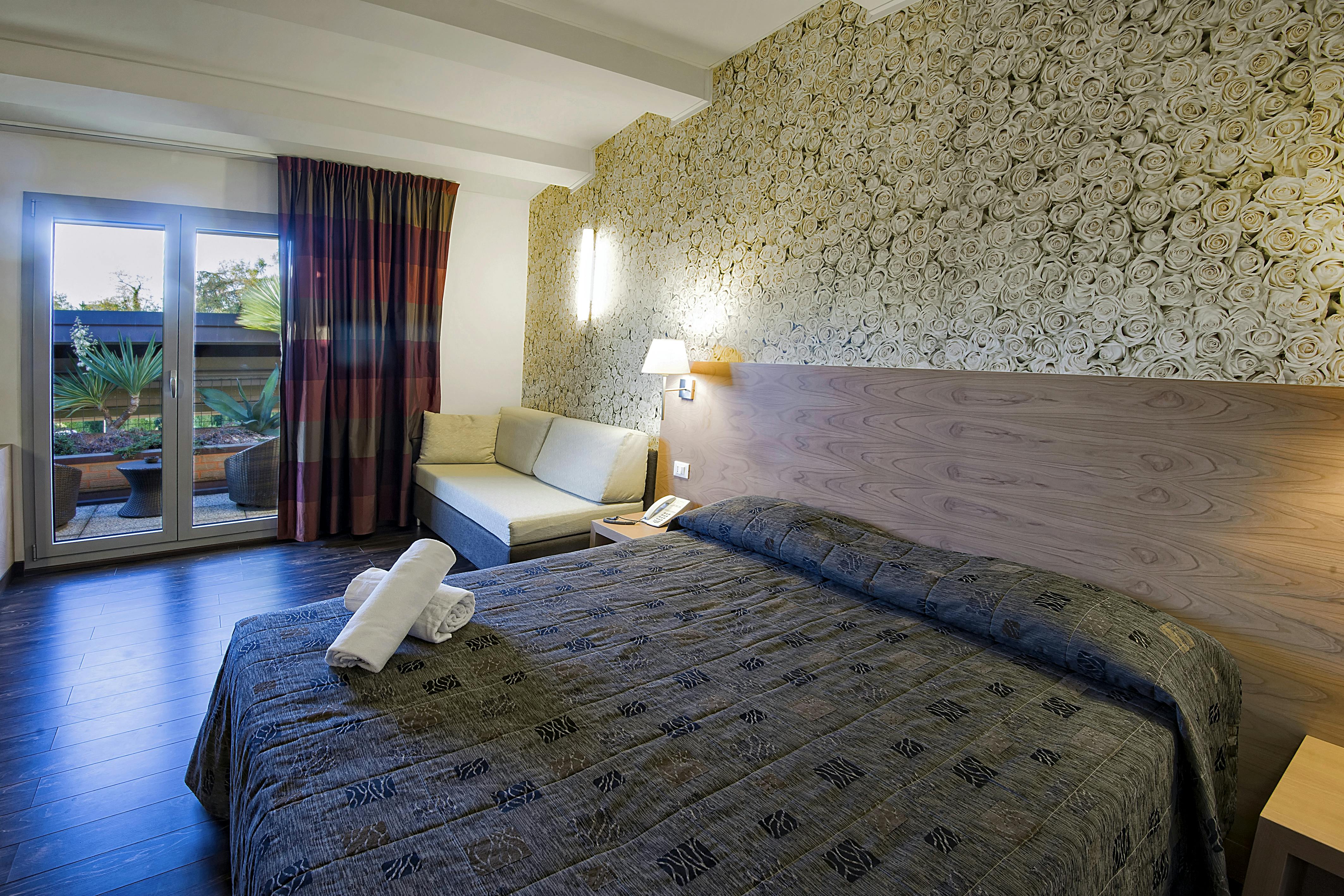 Hotel-suite-letto-giardino