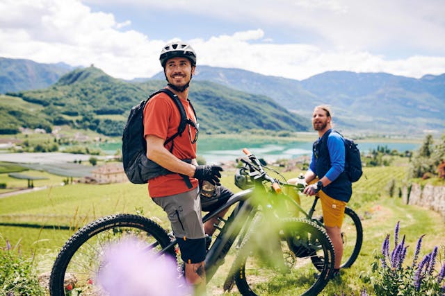 ciclisti in montagna