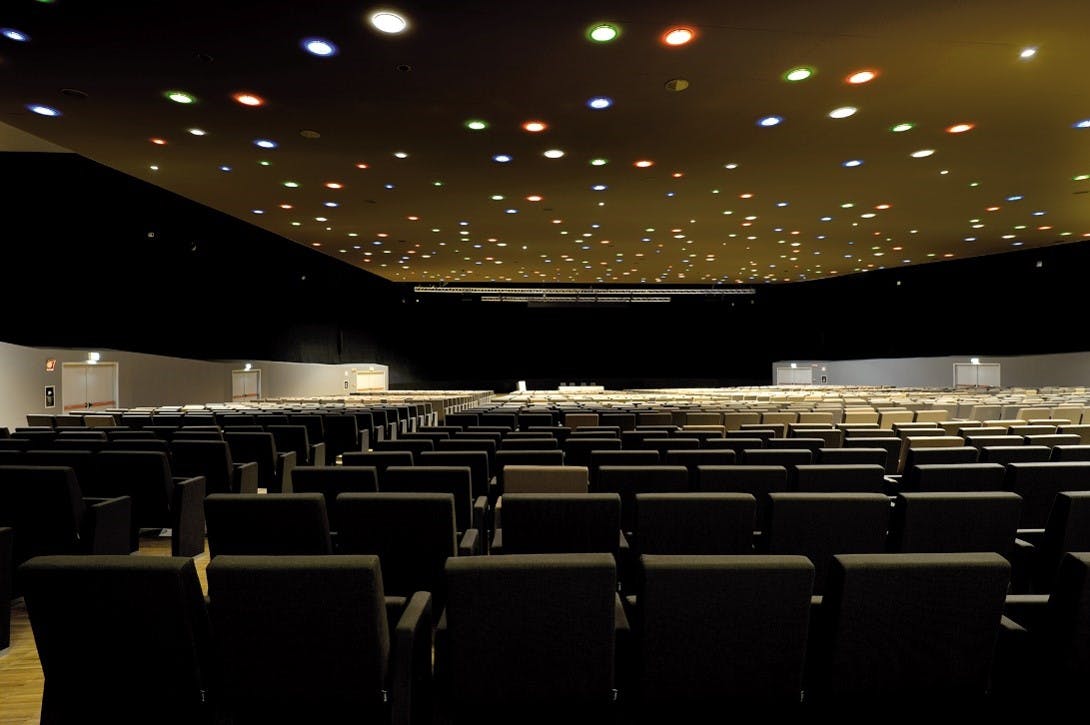 Meeting room with ceiling lights