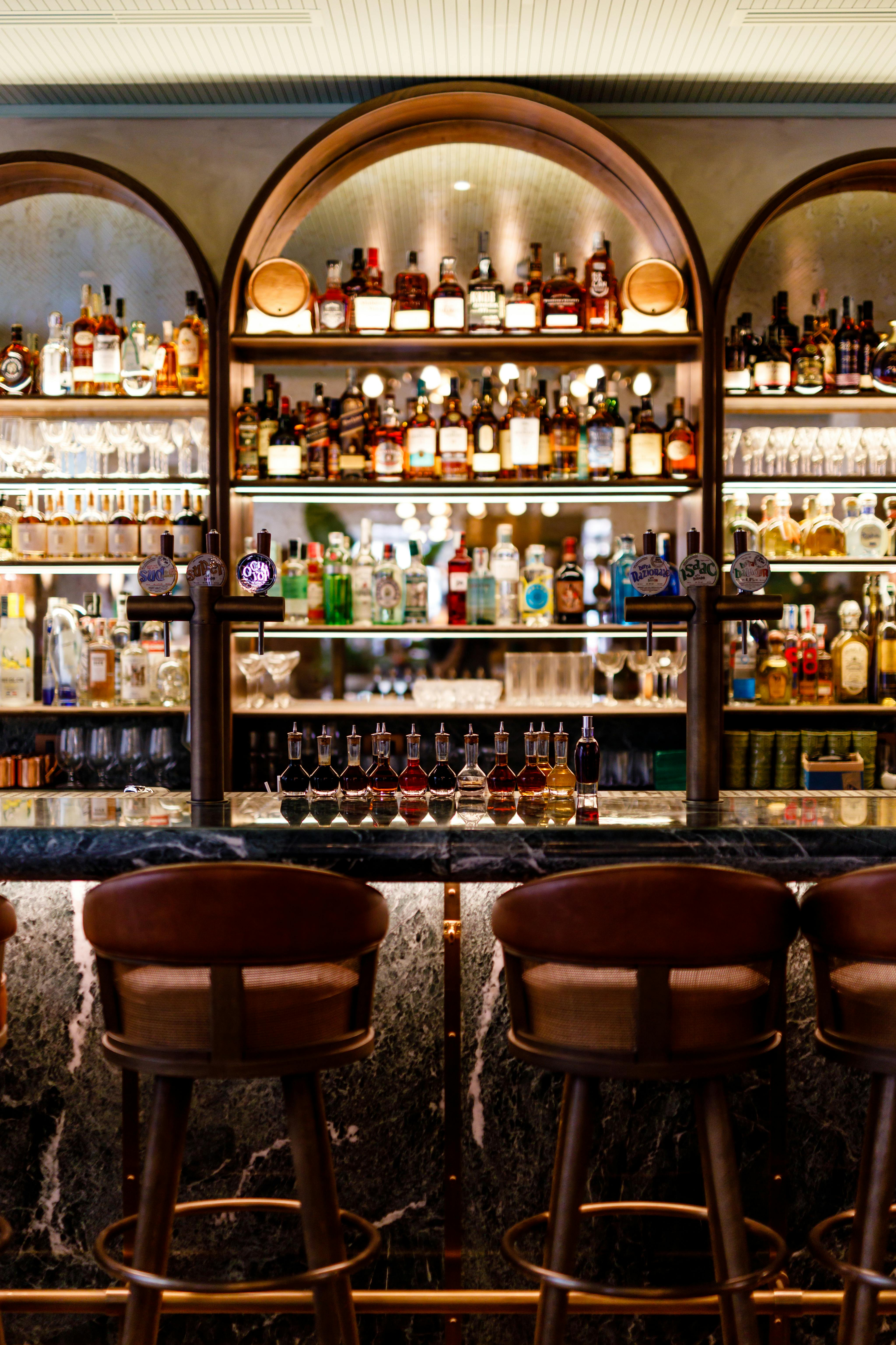 bar