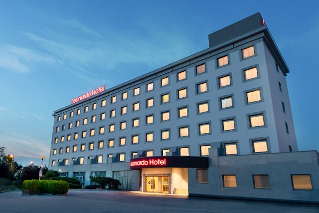 Facciata Leonardo hotel Verona