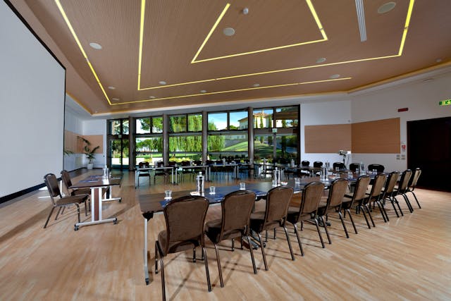 sala meeting