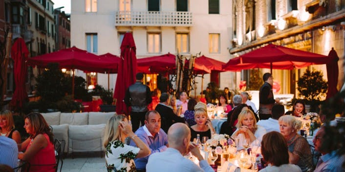 cena al ristorante