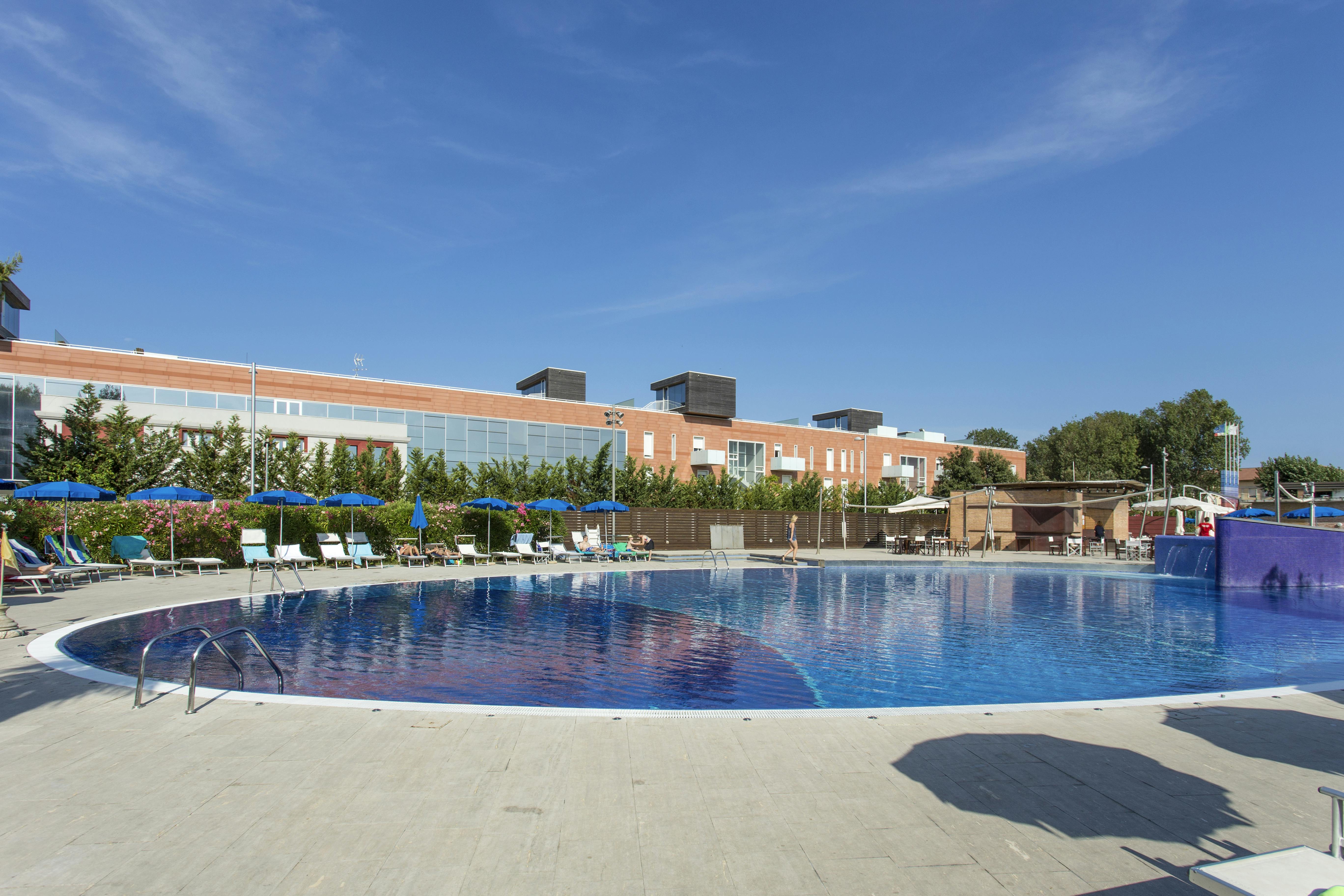 piscina esterna