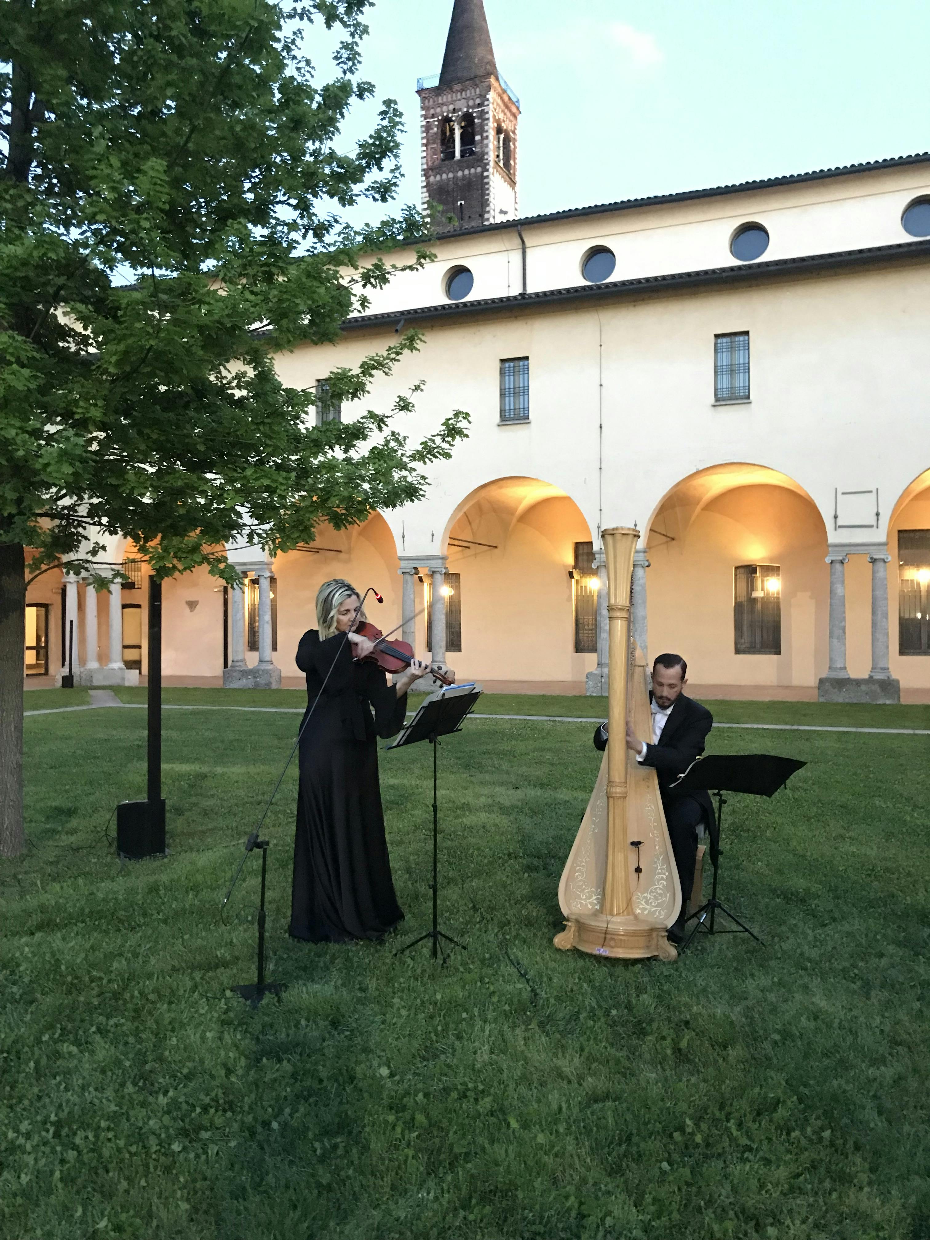 musicisti all'aperto