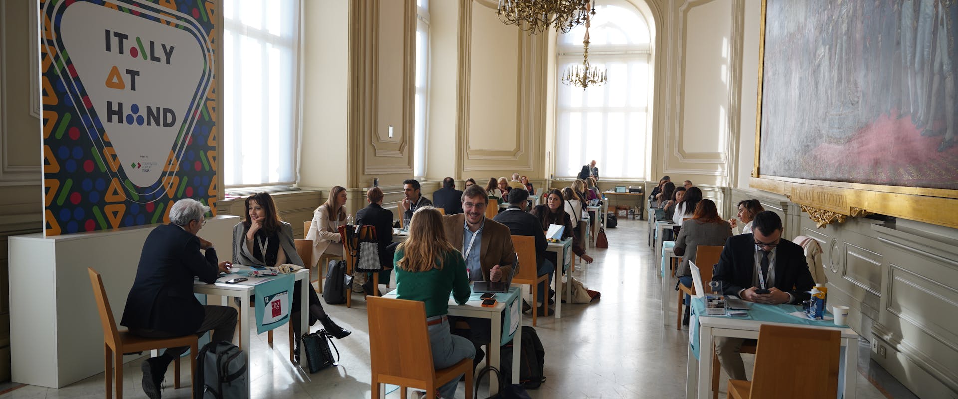 Italy at Hand Italy at Hand