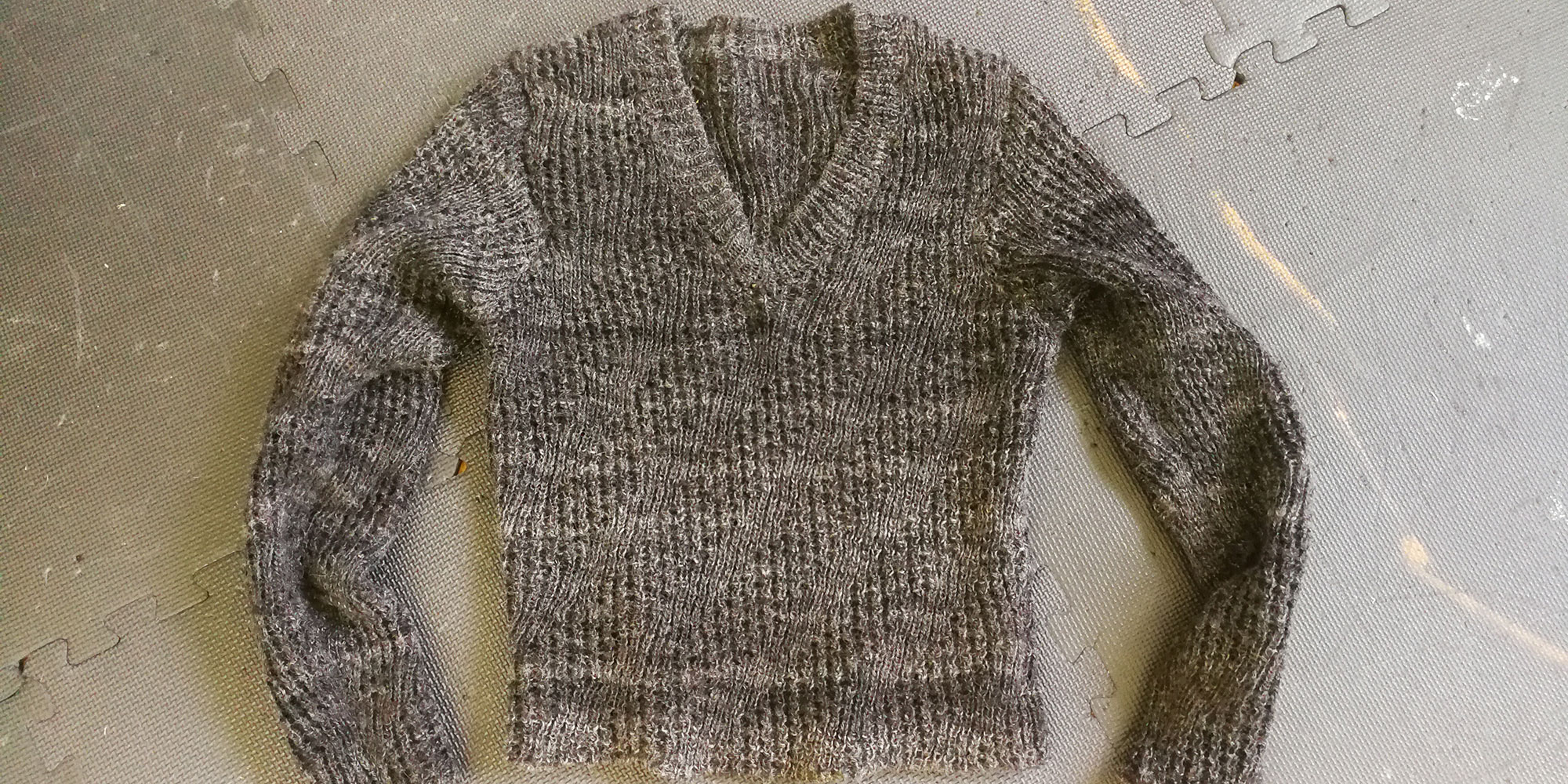 5 Tips for Using Handspun Yarn on a Knitting Machine | Spin Off