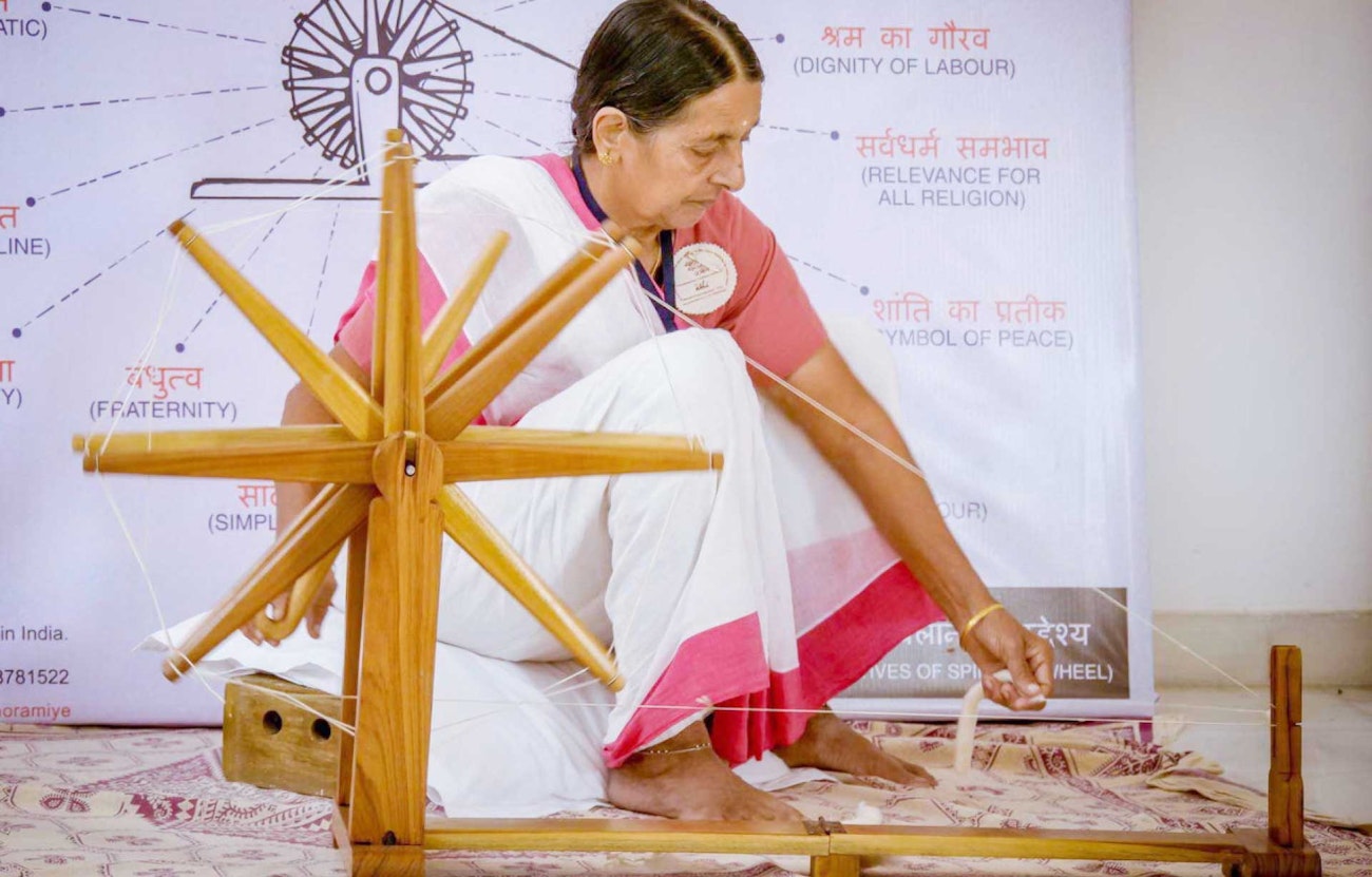 Spinning-Arts-in-India-2