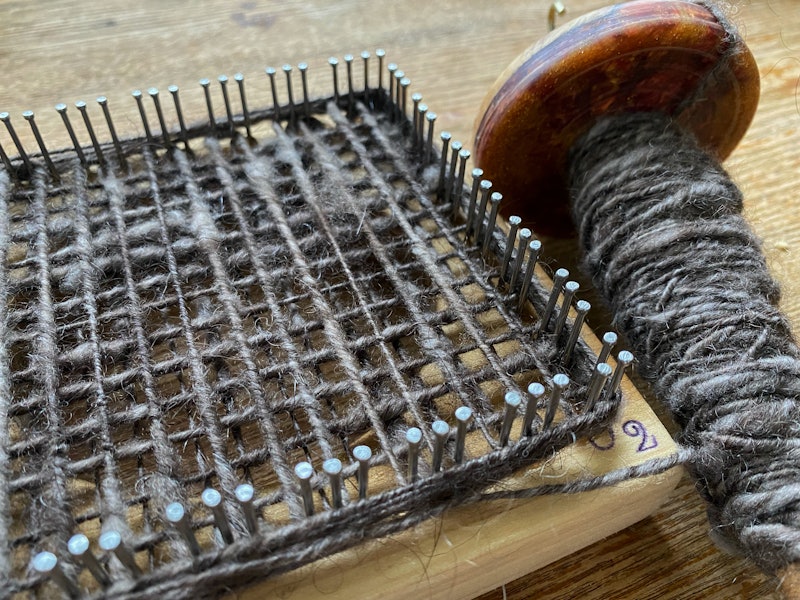 Qiviut on the pin loom