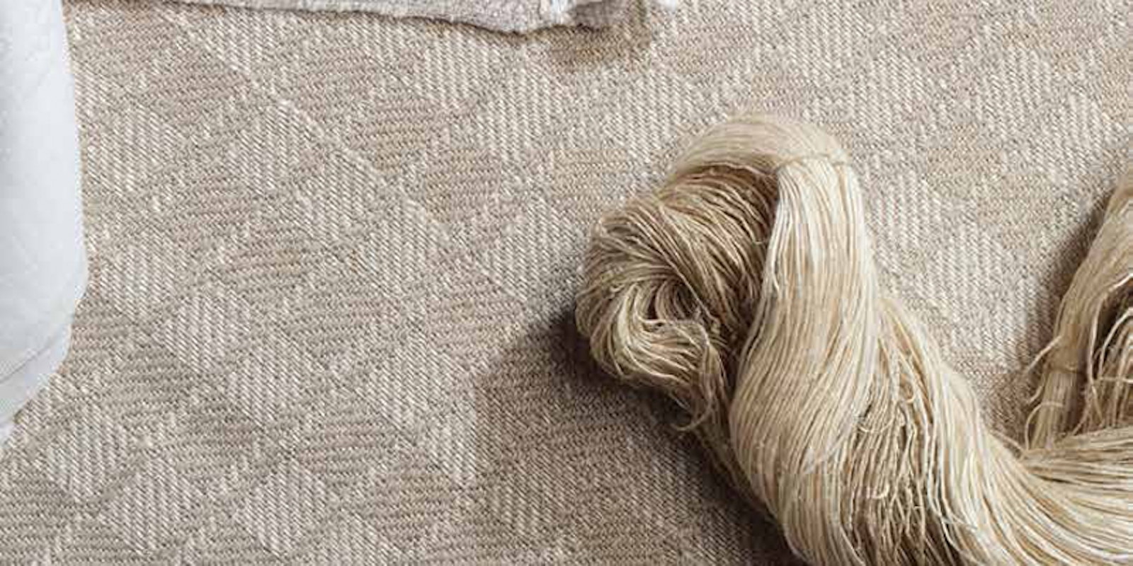 Amazing Guide to Spinning Flax: Linen Spun from Flax Fibers