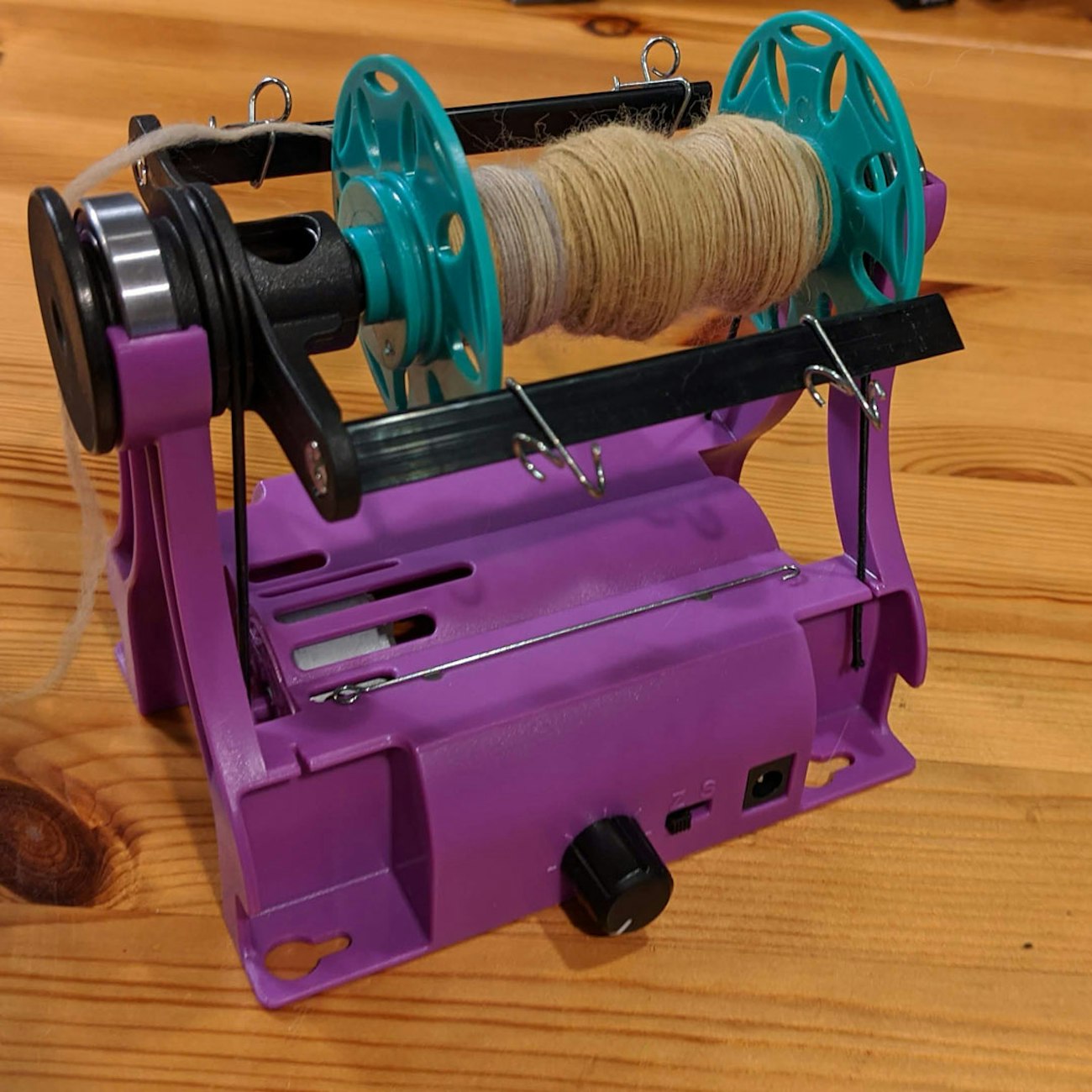 Unboxing the Electric Eel Nano Spin Off