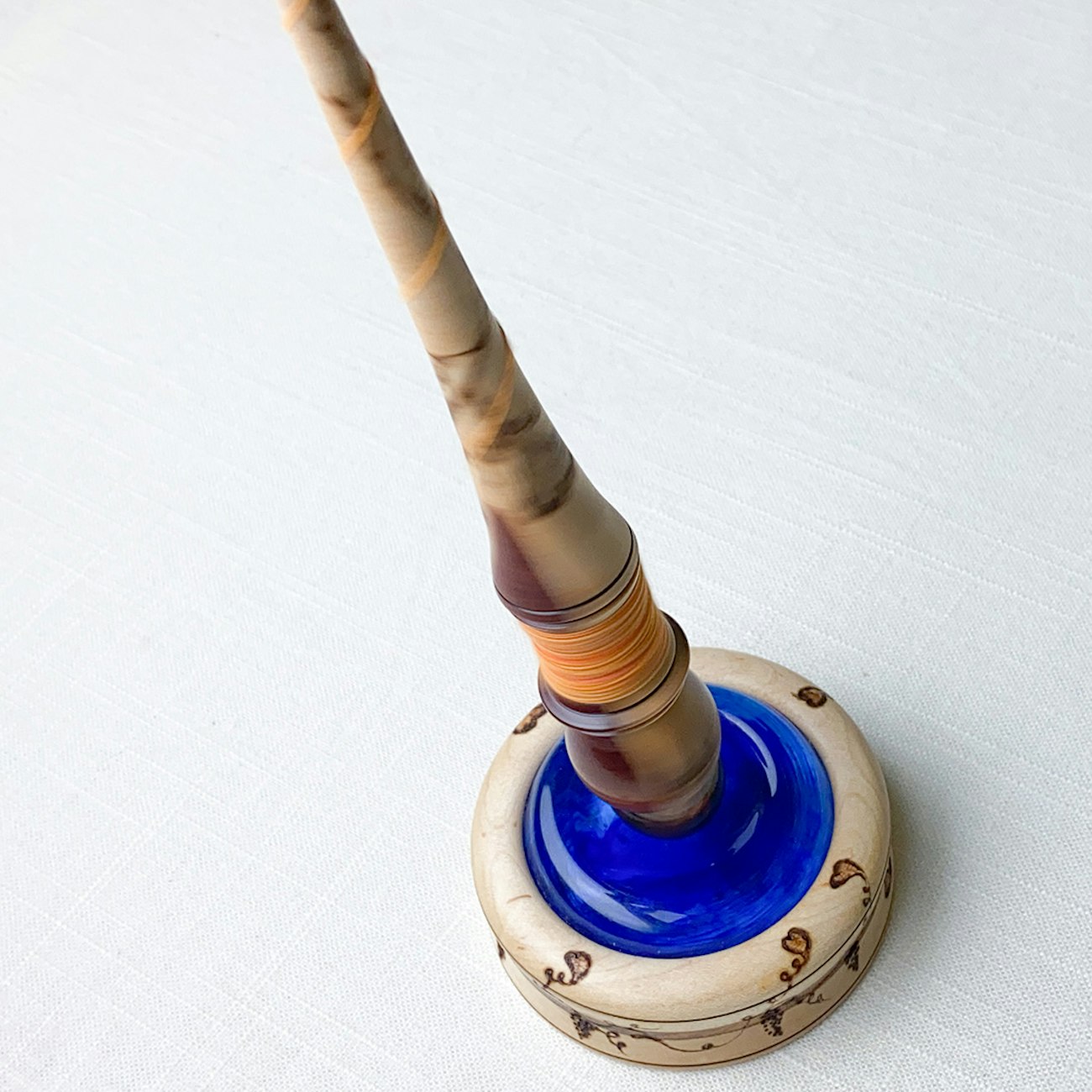 Glass-spindle-and-glass-bowl