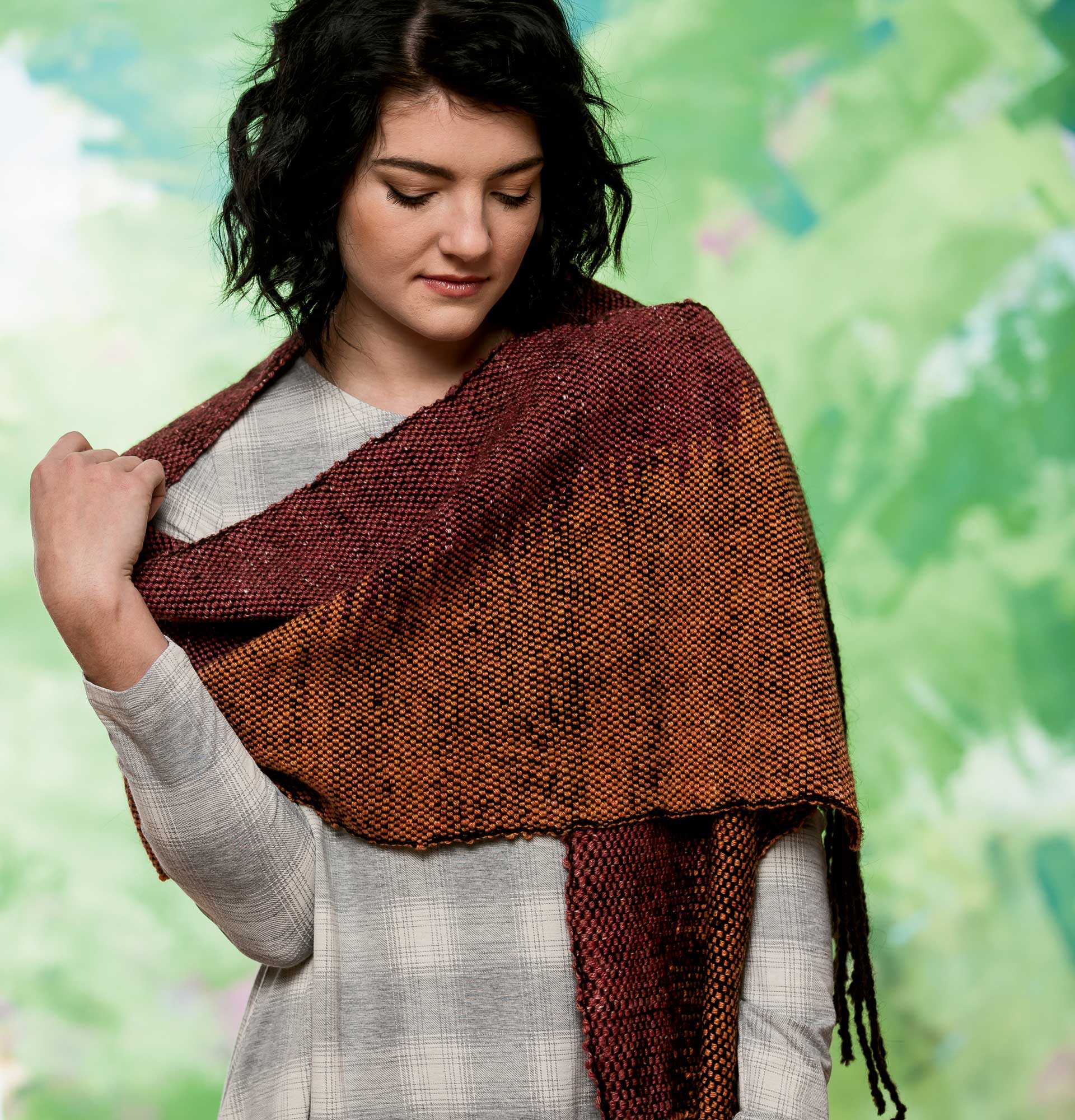 Clasped-Weft Shawl Weaving Pattern Image