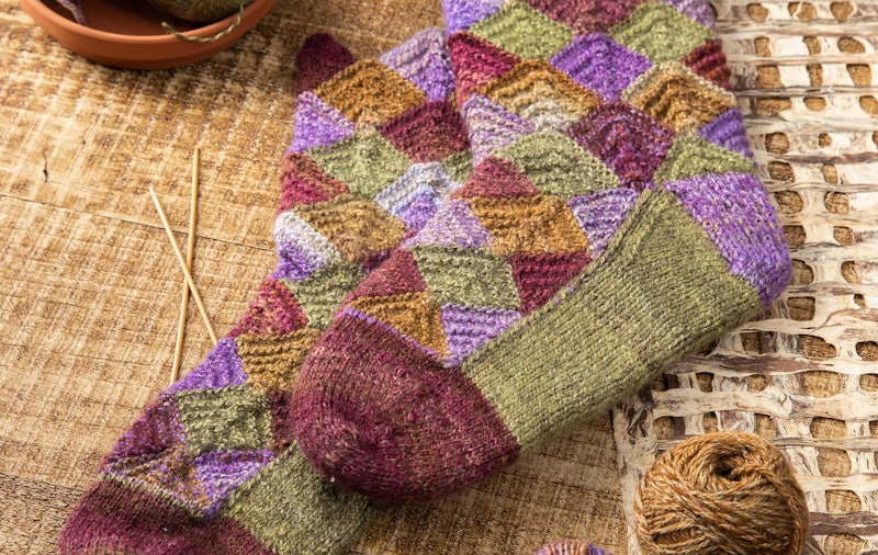 Knit this clever pair of socks by Marcia Weinert, knowing if the day comes when mending the toe or heel won’t suffice, you’ll be able to rip back to the where you began the original sole and work a new one. Photos by Matt Graves
