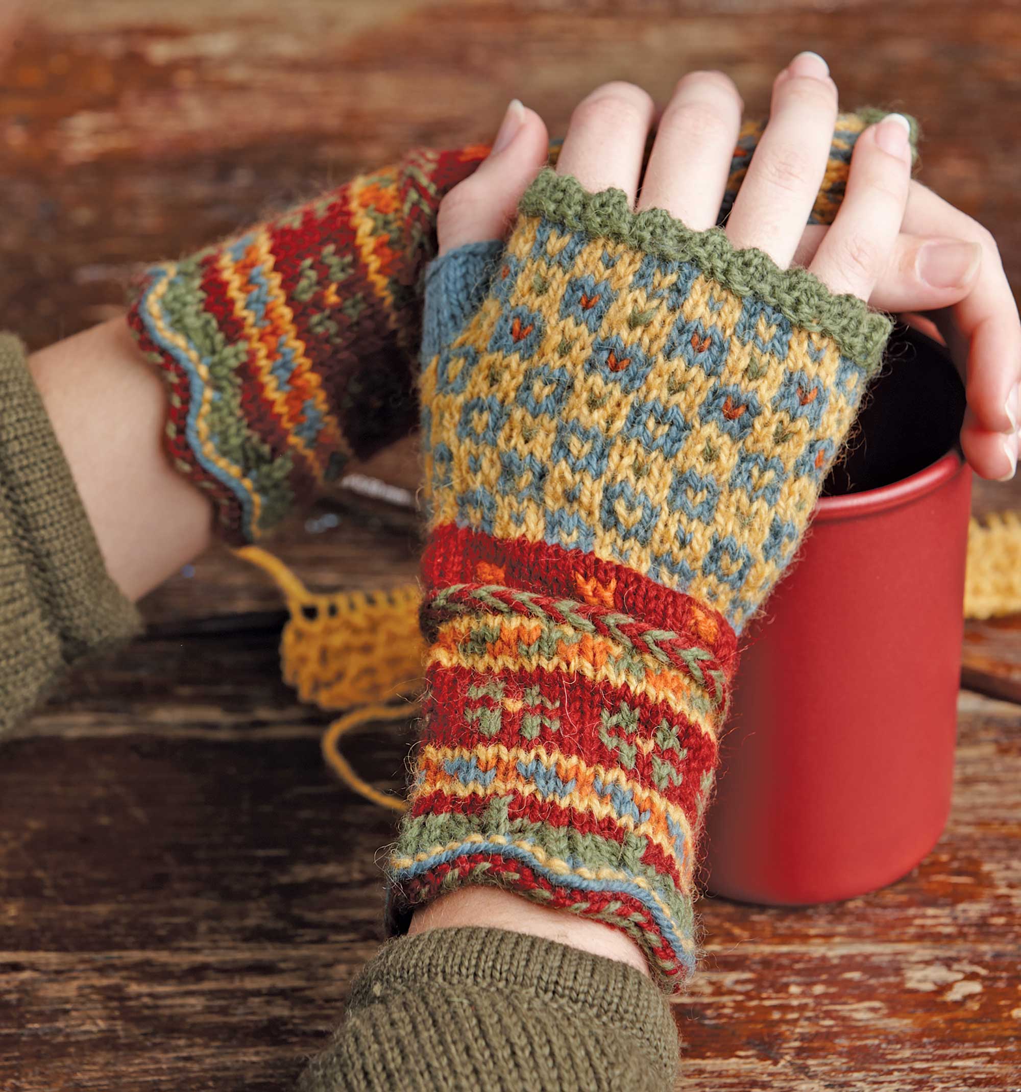 Latvian Fingerless Mitts Image