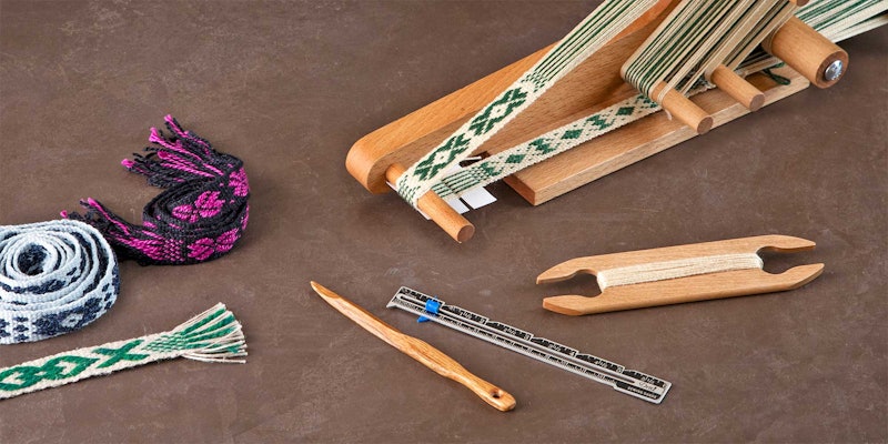 small loom for bandweaving