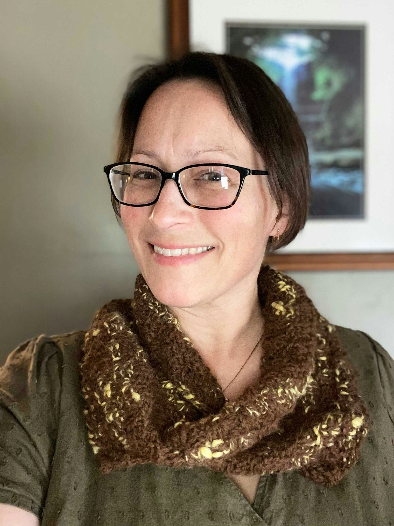 Stefanie wearing her Equinox Cowl.