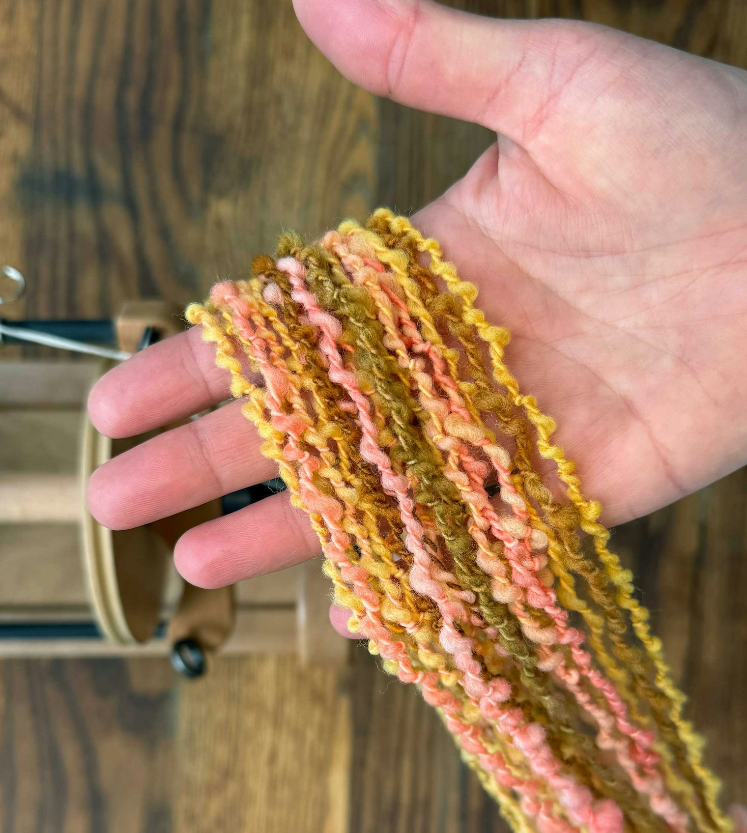 Once plied, these singles create a super-springy two-ply yarn.