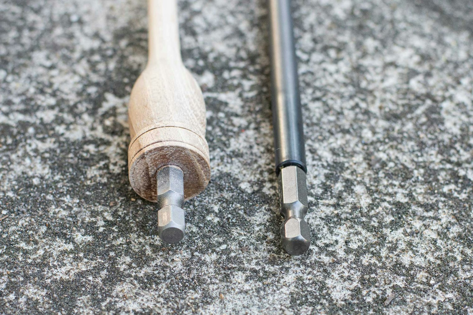 Left: Rosie’s Bobbin Speed Winder Insert from the Woolery fits Schacht and Leclerc weaving bobbins. Right: the Magic Winding Wand from the WooLee Winder Co fits Schacht weaving bobbins.